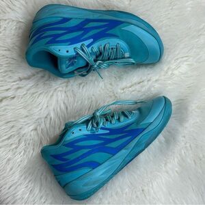 ROTY Puma Lamelo Ball
Blue Atoll Ultra Basketball Shoes Size
